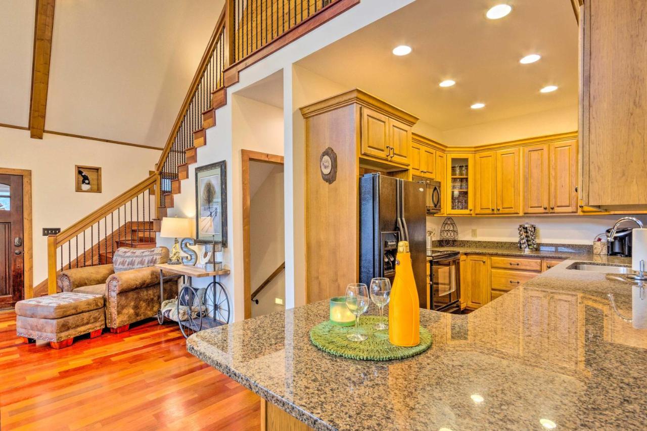 Mountain Cabin With Fire Pit, Walk To Golf And Fishing Vilas Exterior foto