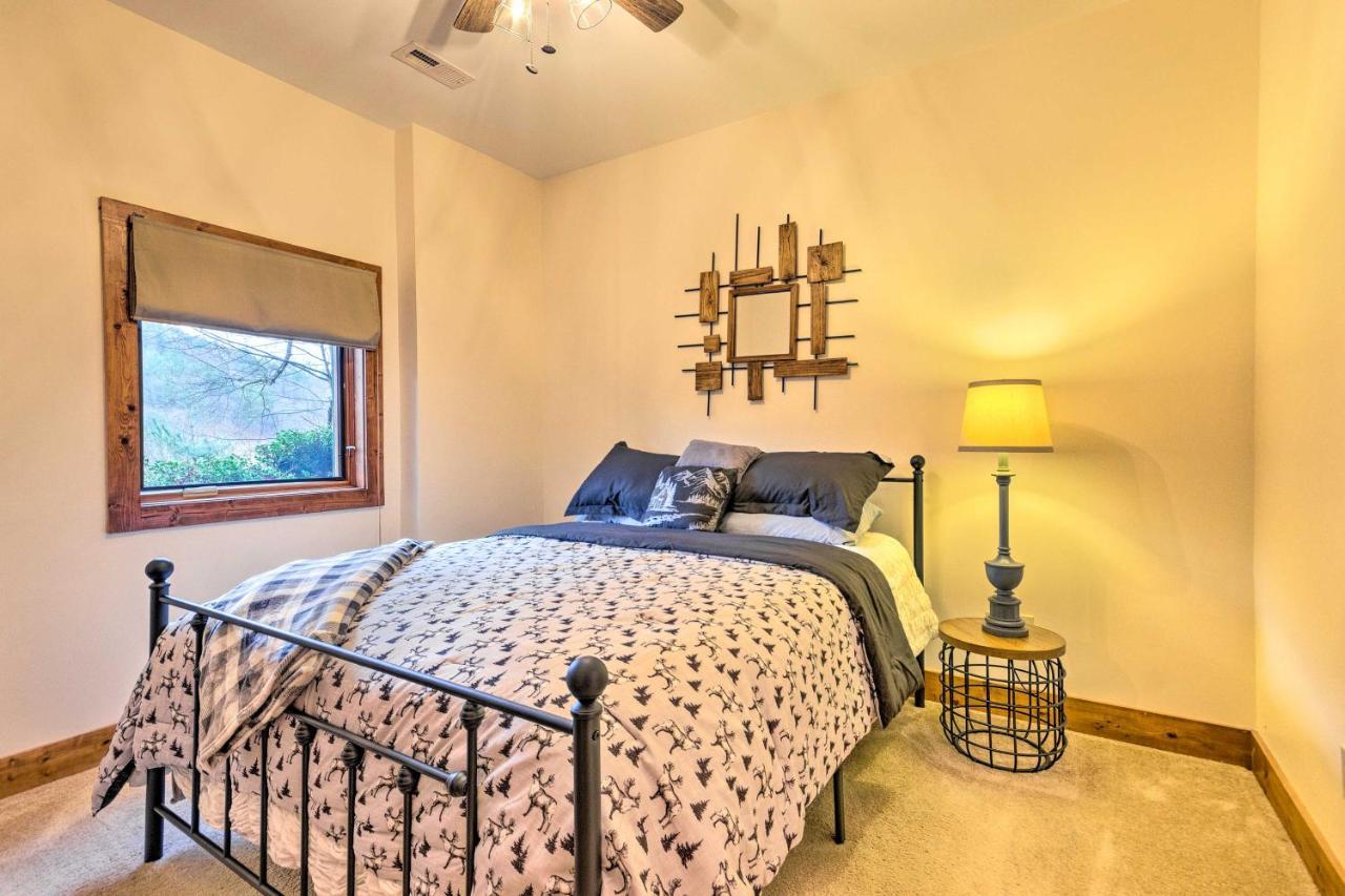 Mountain Cabin With Fire Pit, Walk To Golf And Fishing Vilas Exterior foto